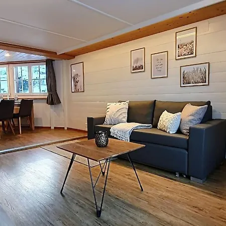 Bergnest Apartment *